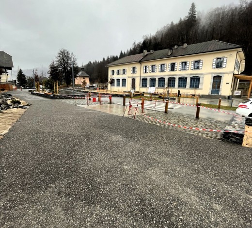 Fin des travaux de stabilisé sur la placette - Châtillon-sur-Cluses
